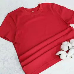 Дитяча футболочка без принта червона 98,104, 110р. Дитяча футболочка без принта червона 98,104, 110р.