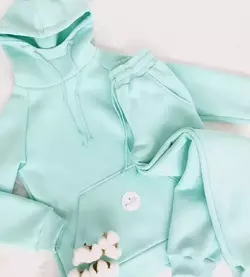 Дитячий та підлітковий трикотажний костюм утеплений 92,98, 104, 110. Дитячий та підлітковий трикотажний костюм утеплений 92,98, 104, 110.