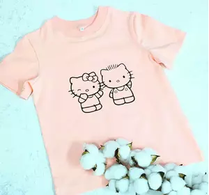 Дитяча футболка  з принтом "Kytty" пудра 116,122,128р Дитяча футболка  з принтом "Kytty" пудра 116,122,128р